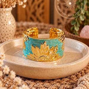Bracelet manchette turquoise tournesol | Bracelet bohème doré | Manchette large à motif floral émaillé | Bijou chic western | Cadeau bohème pour elle