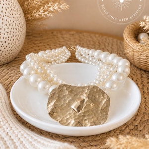 Chunky Boho Pearl Necklace | Beaded Pearl Statement Necklace | Layered Pearl Necklace | Oversized Gold Pendant | Bold Statement Jewellery