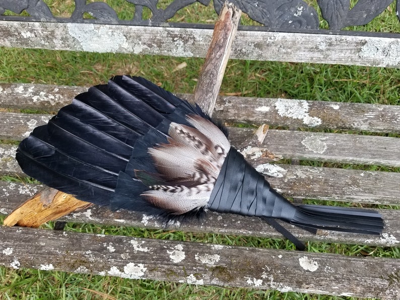 20 Feather Extra Large Owl Raven Crow Smudge Fan. Smudge Feather. Raven. Feather. Crow Feather Fan Black Raven Fan Crow Fan Feather Smudge image 5