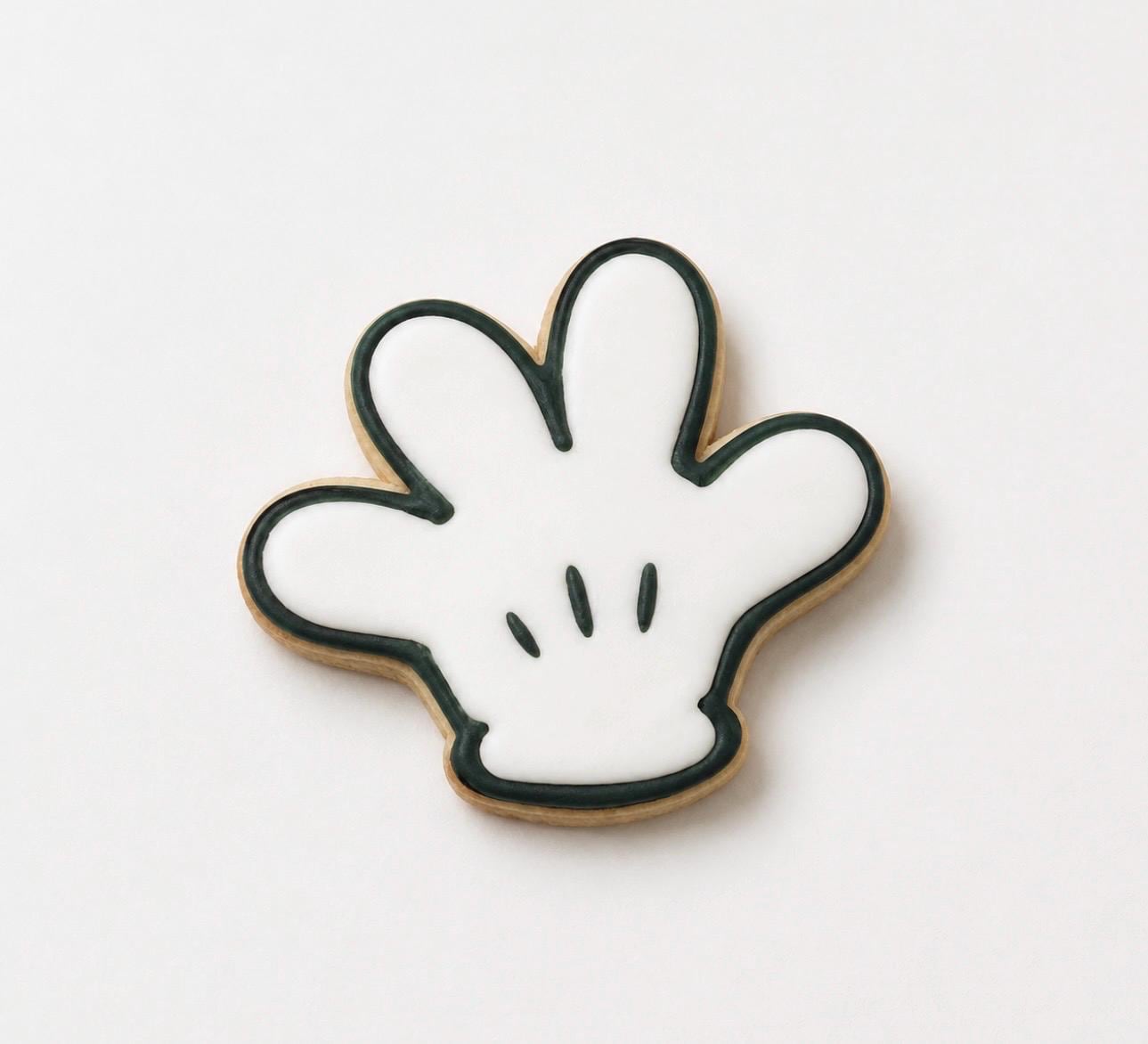 Mickey mouse glove - Etsy 日本