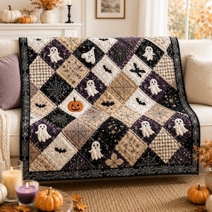 Halloween Ghost Bat Quilt Blanket, Haunted Web Patchwork Throw, Vintage Spooky Bedding, Gothic Fall Decor, Cozy Autumn Gift