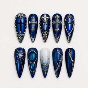 Midnight Chapel Press On Nails｜Cobalt Blue Cross Stiletto Manicure｜Silver Armor Chrome Art｜Medieval Gothic Reusable Set for Party Looks