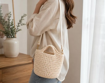 Chunky Crochet Bucket Tote Bag Pattern | T-Shirt Yarn (PDF Download)