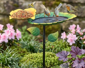 花柄の鳥の水浴び用餌やり器、金属製のハチドリ用餌やり器、屋外の庭やパティオの装飾
