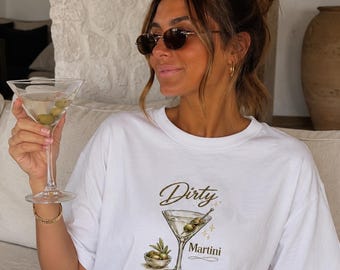 Maglietta Dirty Martini, regalo per gli amanti del Martini, maglietta con grafica cocktail, maglietta Tini Time, maglietta Happy Hour, maglietta retrò per gli amanti dei cocktail, maglietta Extra Olives