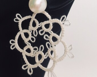 Boucles d'oreilles tatouées avec boutons en perles