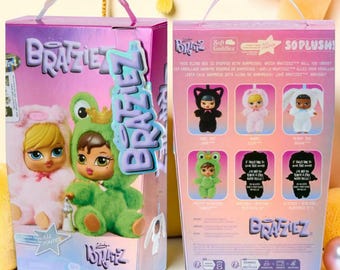 Authentic Bratz Bratziez Iconz Blind Box Plush Keychain, Collectible Y2K Fashion Doll Bag Charm, Cute Kawaii Plush Toy Gift