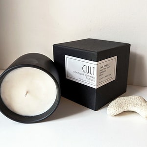 THE SIREN Candle image 1