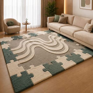 Alfombra moderna con borde de rompecabezas y diseño de mechones / Alfombra abstracta ondulada de color neutro para sala de estar