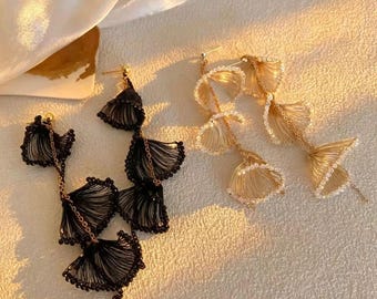 Orecchini pendenti a forma di ala di cigno intrecciati a mano, orecchini ad ago in argento 925 con perline di cristallo, ideali come regalo per feste e matrimoni.