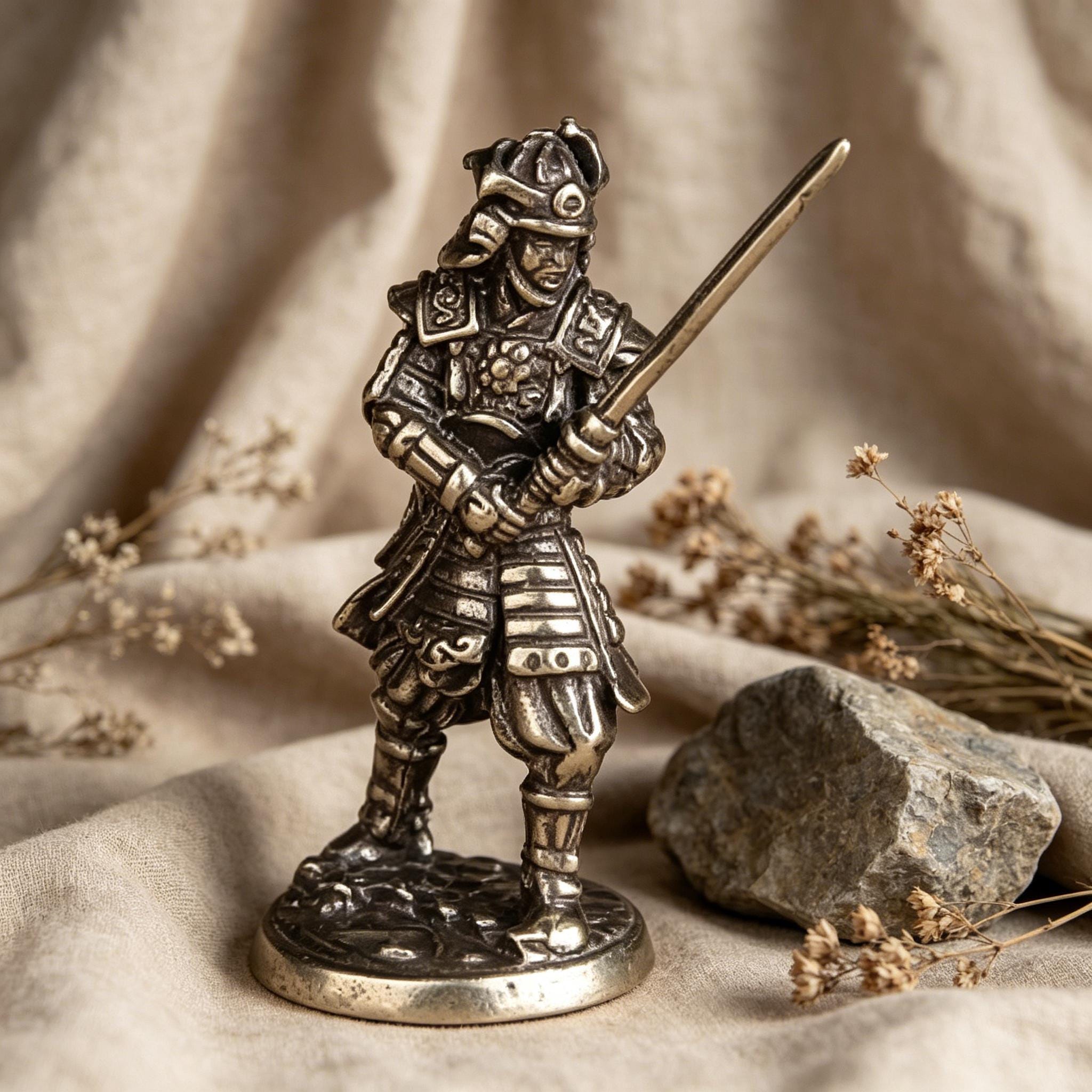 Mini samurai armor - Etsy 日本