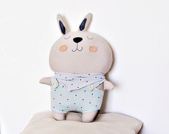 Poupée peluche lapin GASTON, peluches.