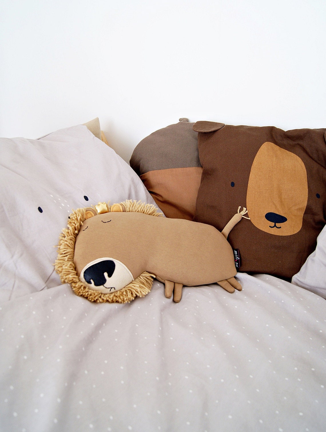  Foto zu KÖNIG LEOPOLD, Stofftiere Löwe, Stofftiere Löwe, Plüsch Löwe 