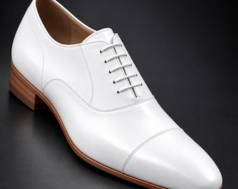 Zapatos Oxford blancos, zapatos de vestir de cuero con cordones y puntera reforzada para hombre