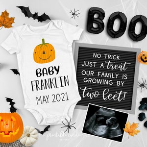 Anuncio de embarazo digital Halloween Otoño Calabaza Truco o Trato Tablero de cartas Archivo de anuncio de bebé