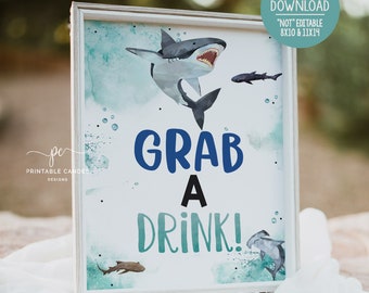 Haifisch Trinkschild Geburtstagskind Ozean Party Thema Essen Tischschild Dekor SHB24