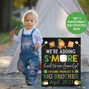 Anuncio de embarazo del día de San Patricio Smores Clover Ascendido a Gran Hermano o Hermana Letrero para pizarra imprimible