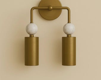 Arandela de parede moderna artesanal em latão com tubo duplo, luminária minimalista feita à mão para banheiro, luminária de parede contemporânea de luxo.