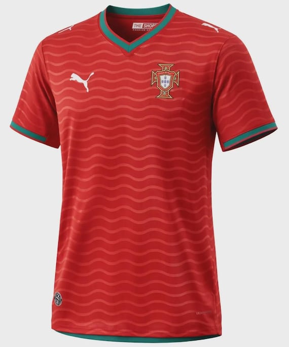 Cristiano Ronaldo #7 Soccer Jersey – Black Gold Football Jersey