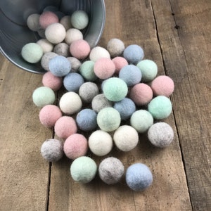 Spring Fling Felt Ball Set, Pom Pom Set