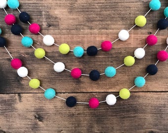 Mod Dot Felt Ball Garland