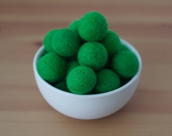 Emerald Green Wool Felt Pom Pom Balls