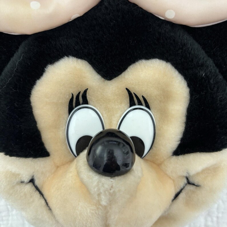 Bolso bandolera vintage de peluche con la cara de Minnie Mouse, de Mickey's Pals Disney, con cremallera. imagen 2