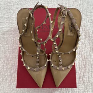 Valentino Studded Ankle Strap Stiletto Pointed Toe Leather Heels Beige 38 image 7