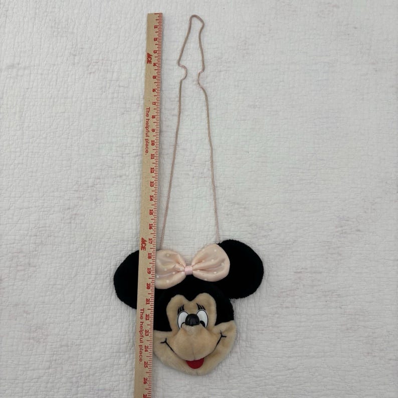 Bolso bandolera vintage de peluche con la cara de Minnie Mouse, de Mickey's Pals Disney, con cremallera. imagen 9