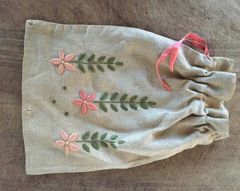 Antique drawstring hand embroidered ladies bag