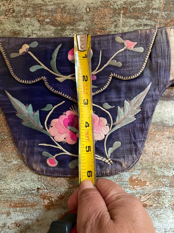 Antique Vintage Chinese hand embroidered silk pur… - image 7