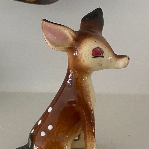 Vintage doe / deer figurine