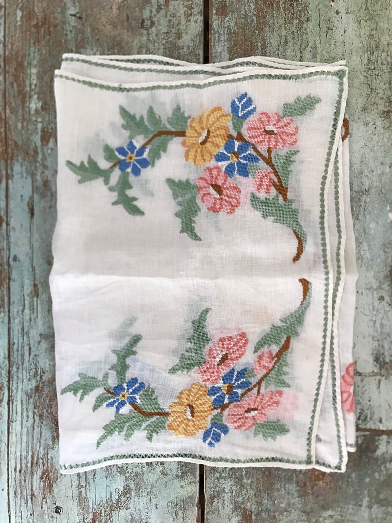 Vintage Embroidery Table Scarf - Etsy
