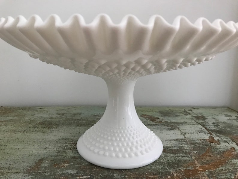 Vintage Milk Glass Cake or Cup Cake Stand Fruit Bowl bowl