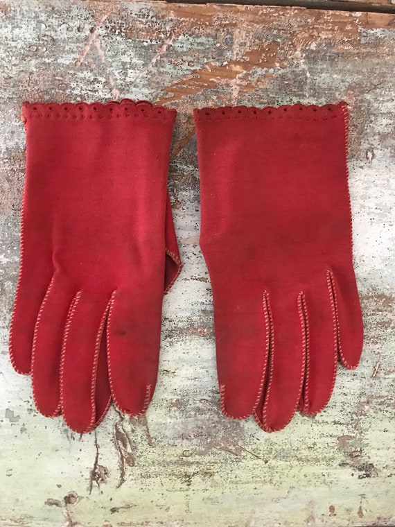 Vintage Pair of Gloves - Free shipping - image 3