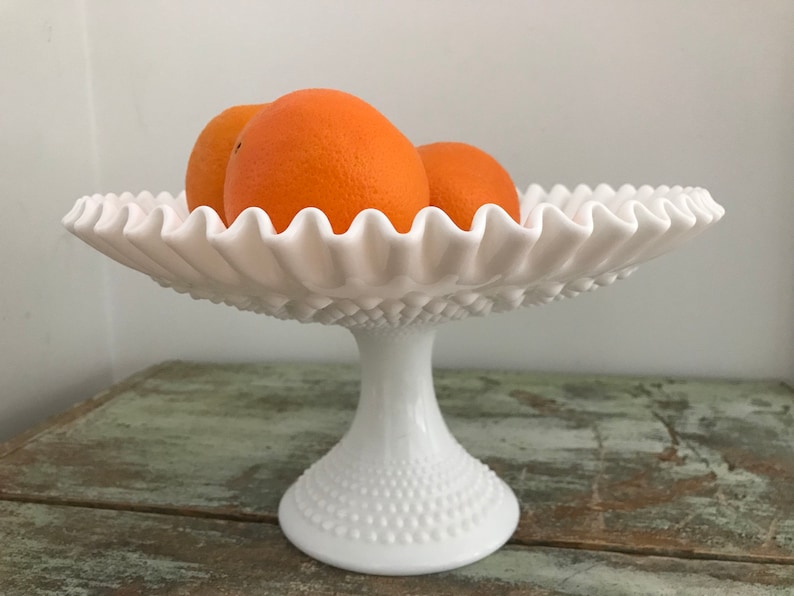 Vintage Milk Glass Cake or Cup Cake Stand Fruit Bowl bowl