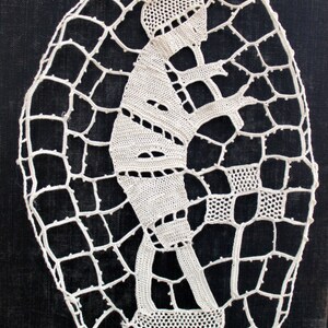 Victorian lace sampler / crochet sampler image 3