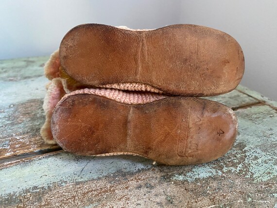Vintage Crochê Toddler Shoes with leather sole - image 7