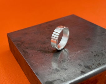 size 5 1/2 ring STRIPED . simple geometric band . size 5.5 super simple LINES unisex ring . pinky ring . minimal modern gift for girlfriend