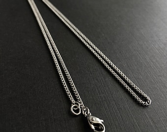 Womens 18&quot; Titanium necklace . hypoallergenic for sensitive skin . delicate 1.8 mm Curb Chain . Pure Titanium 18 inch unisex chain