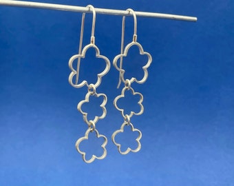 kinetic FLOWER chain earrings . medium three tier flower dangles . modern minimal earrings .  Dress UP your Day . Stand Out in Style