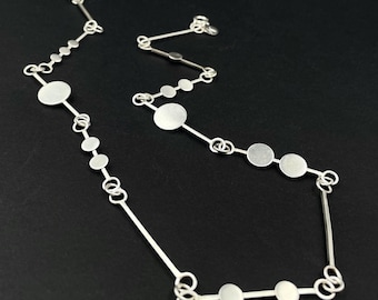 geometric CIRCLE chain link necklace . handmade modern sterling silver jewelry