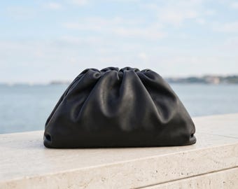 Leather Drawstring Pouch Bag, Soft Clutch Purse, Ruched Cloud Bag, Small Evening Pouch, Small Handheld Bag, Minimalist Soft Handbag