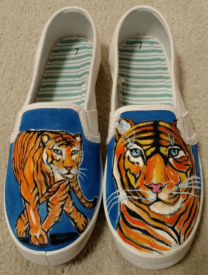 Can you paint shoes with acrylic paint Quora Can you paint shoes with acrylic paint Quora