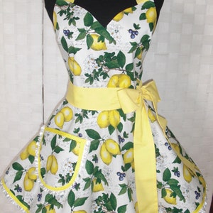 Womens Retro Apron- Lemon Apron- Lemons Lemons Lemons - Circular Flirty Skirt - Womens Apron- Large Pocket- Circular Skirt - Ruffled Hem