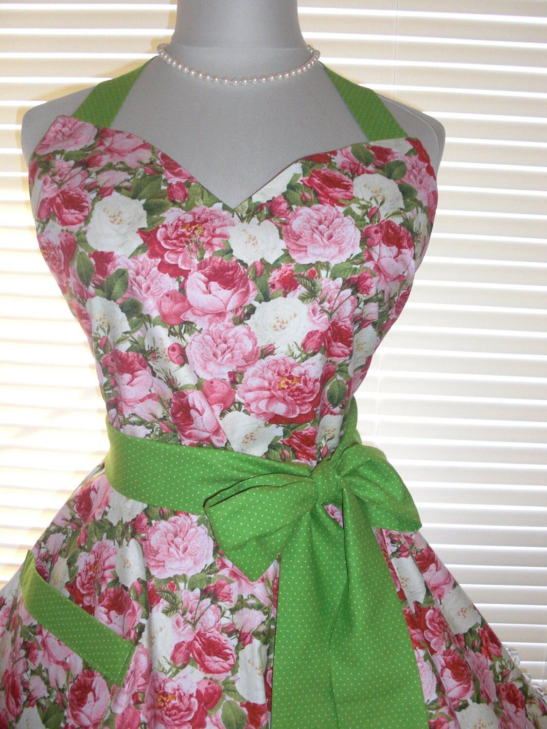 Retro Apron Pink Rose Garden Print With Circular Flirty - Etsy