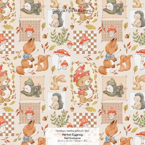 Könnte beinhalten: Ein sich wiederholendes Muster mit Illustrationen von Waldtieren, darunter Füchse, Bären und Igel, sowie Pilzen und Blättern. Das Design enthält den Text "Herbst Eggnog" und "Non Exclusive", mit den Maßen 20 cm x 20 cm.