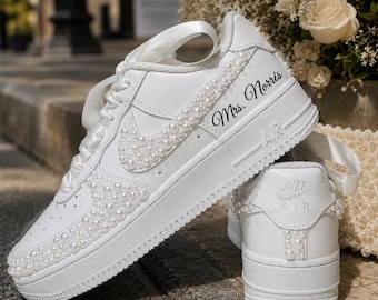 Custom Wedding Sneakers for Brides—Wedding Pearl Sneakers—Pearl-Embellished Wedding Sneakers — Wedding Gift for the Bride—Reception Sneakers