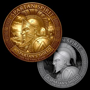 Op de afbeelding: Twee ronde medaillons, één goudkleurig en één zilverkleurig, met een Spartaanse krijger in een helm met kam en een schild. De tekst luidt SPARTAN SPIRIT, A SPARTAN'S SHIELD en FOR THE FINAL STAND. Het ontwerp bevat een Griekse randversiering.