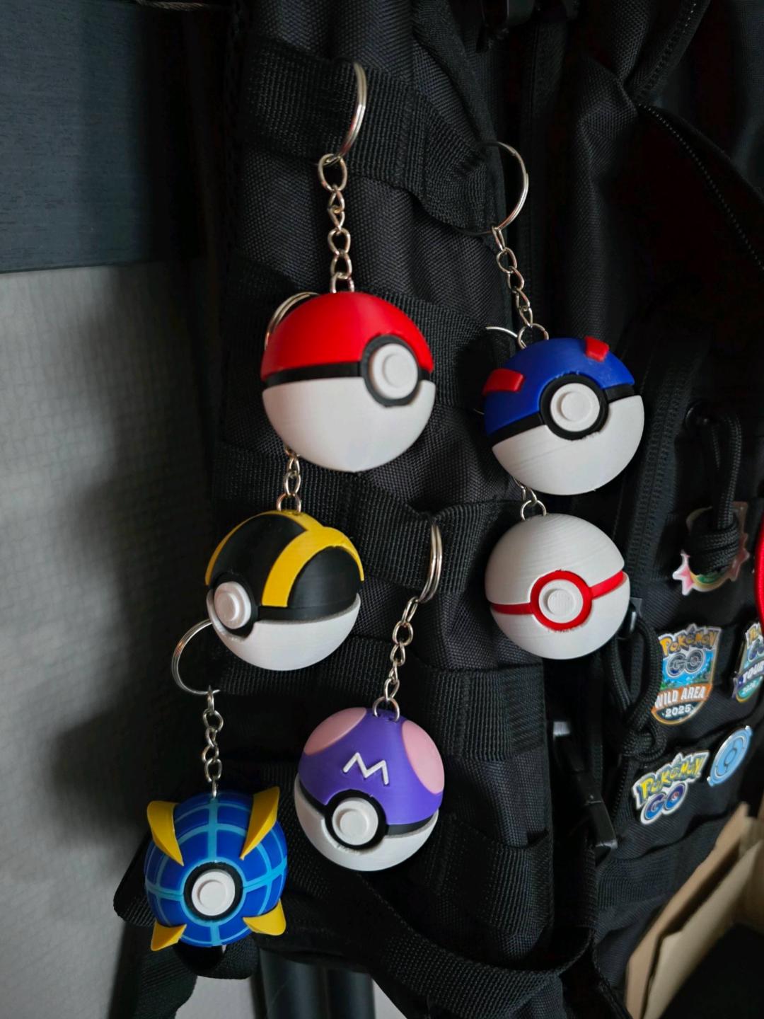 Pokeball keychain - Etsy 日本